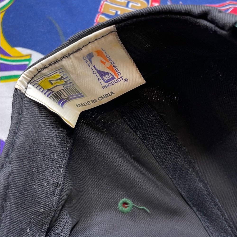 Vintage NBA Seattle SuperSonics SnapBack Hat - Picture 6 of 6